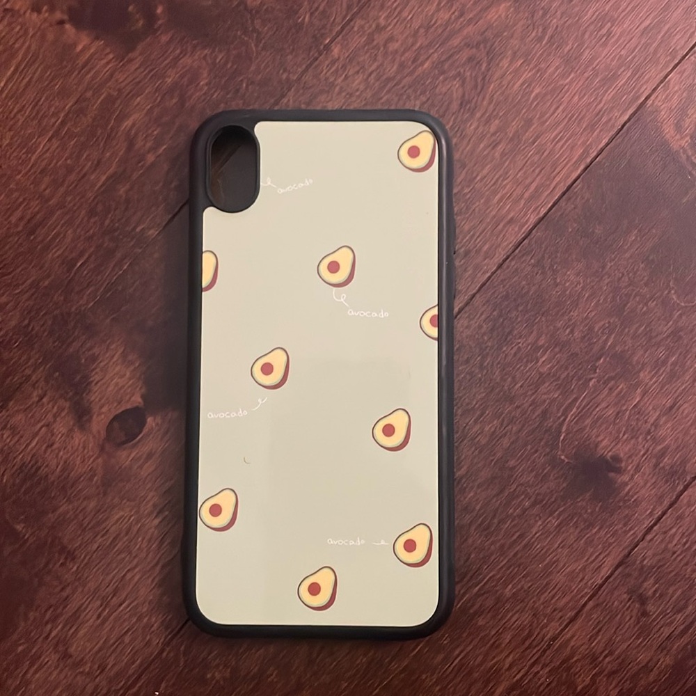 Avocado iPhone XR case